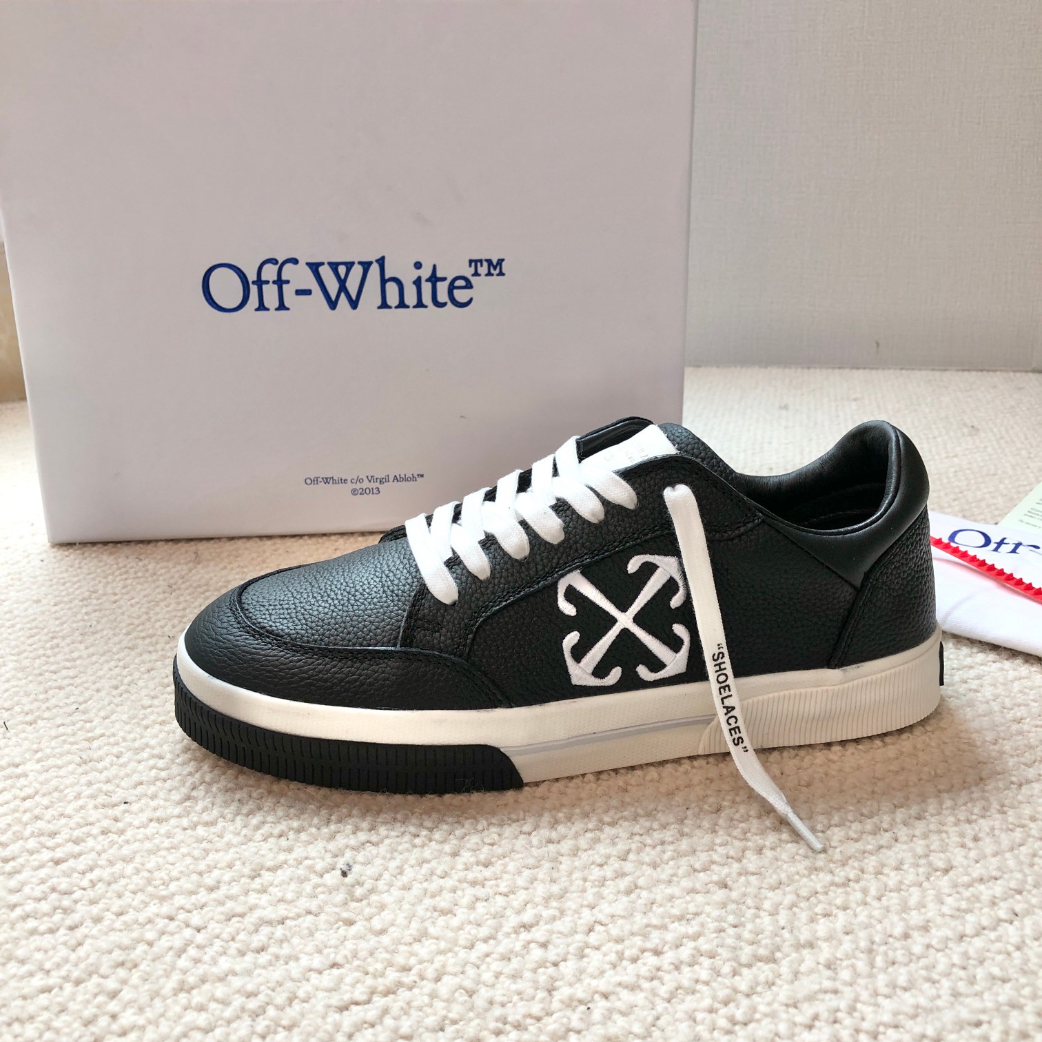 Off White sz35-44 h0603